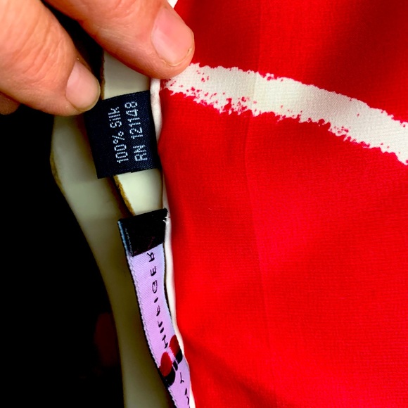 Tommy Hilfiger large pure silk scarf - Picture 5 of 5